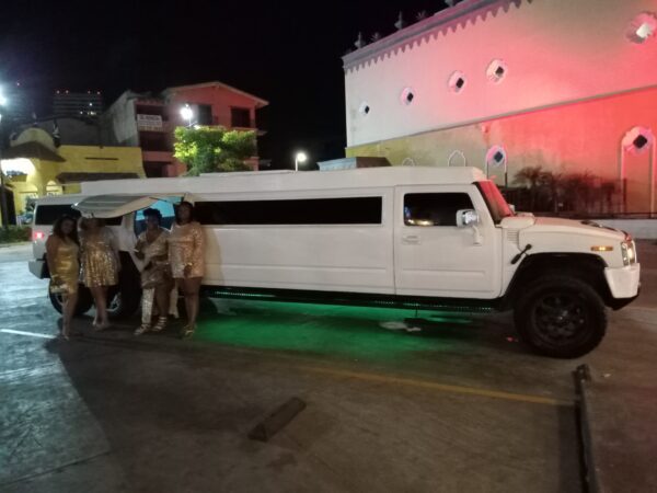 Limusine Hummer Puerto Vallarta