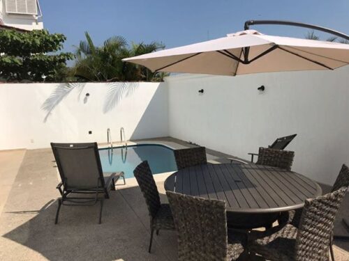 VILLA ESMERALDA