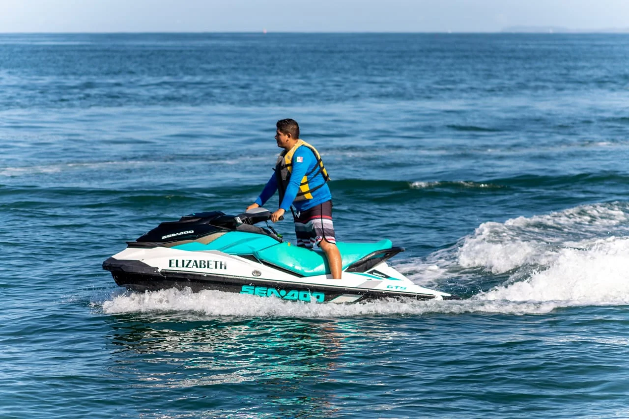 Yacht Rental Services in Puerto 8-Vallarta