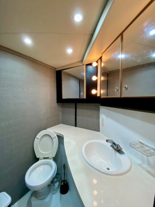 Cruiser 44ft - Image 12