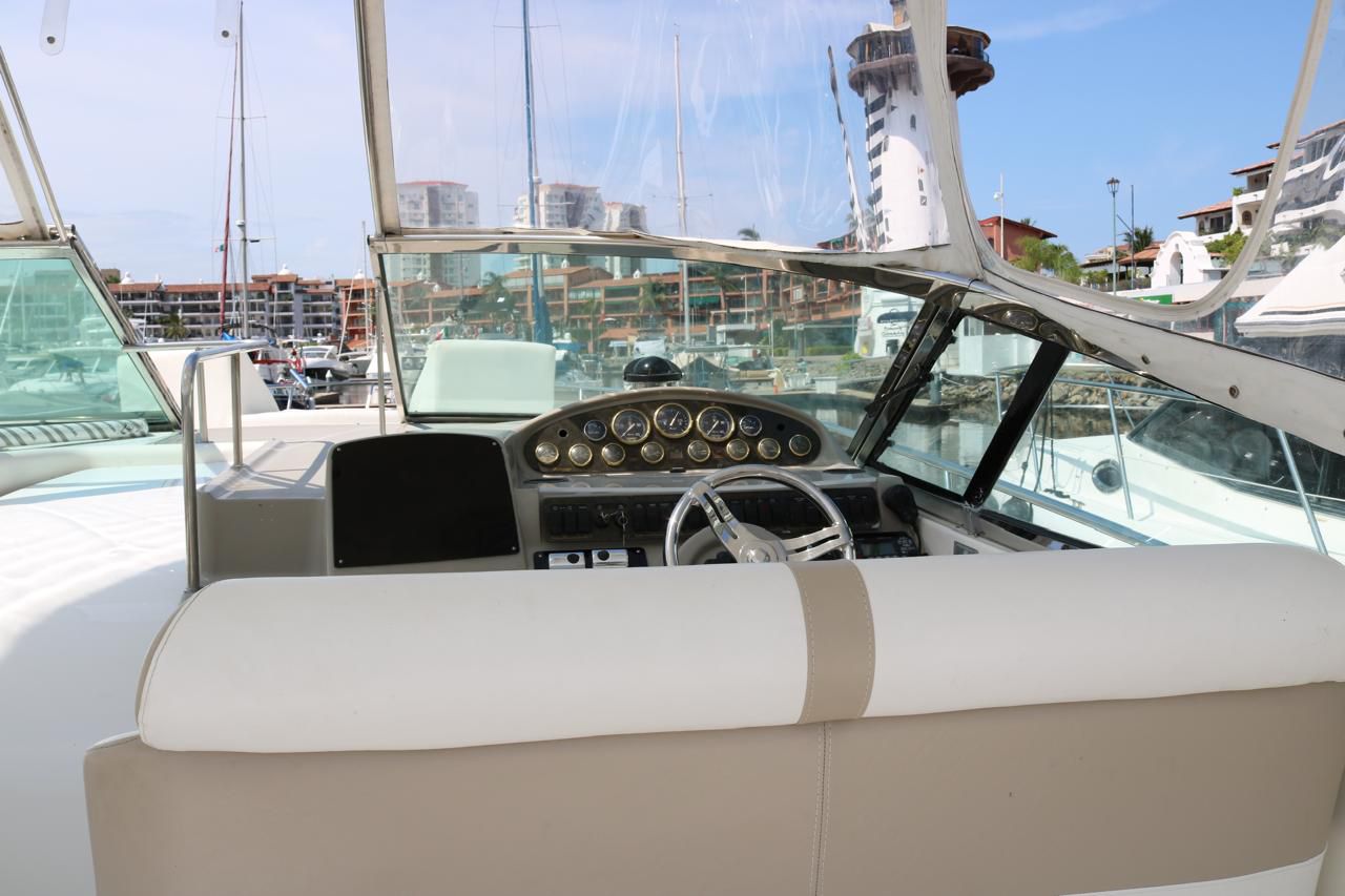 Yate Cruiser 44 FT Yate de Lujo Privado en Puerto Vallarta - Image 7