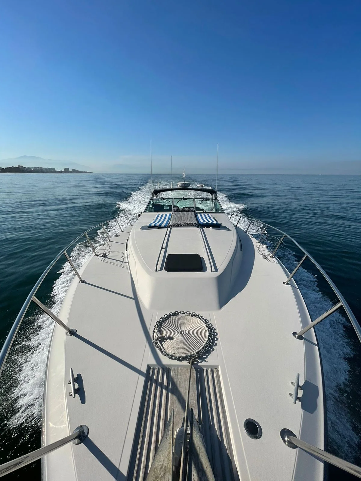 Yachts rental In Puertovallarta