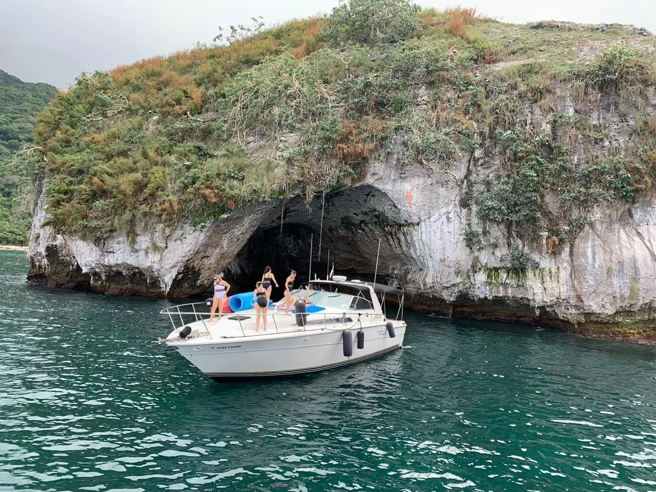 Yachts rental In Puertovallarta
