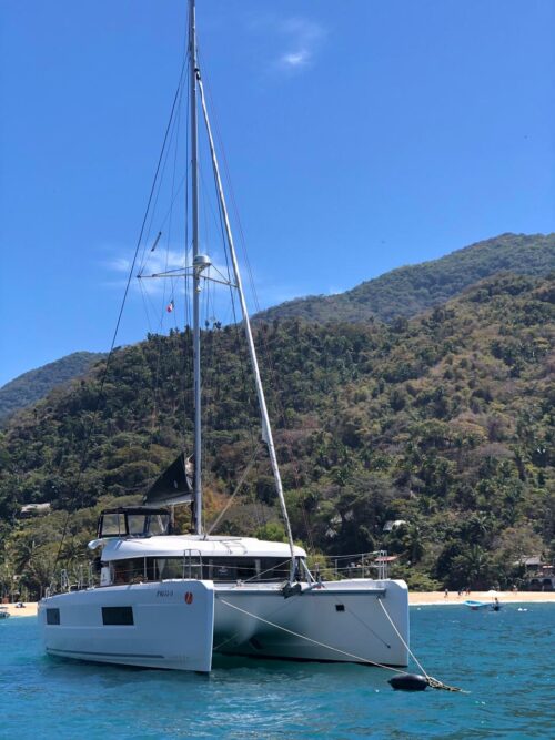 Yachts rental In Puertovallarta