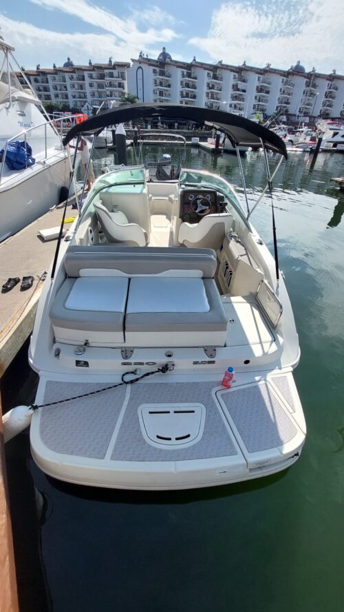 Luxury Yachts