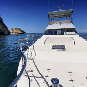 Yachts rental In Puertovallarta