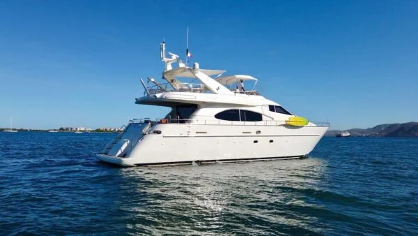 Yacht Rental Services in Puerto 8-Vallarta