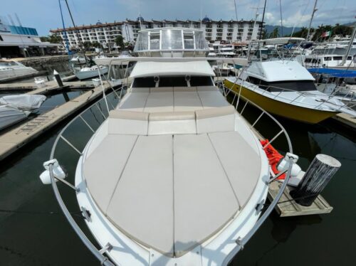 Luxury Yacht Mikelson 60 feet - Image 10