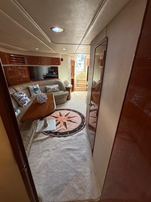 Sea Ray Speed 60' - Image 5