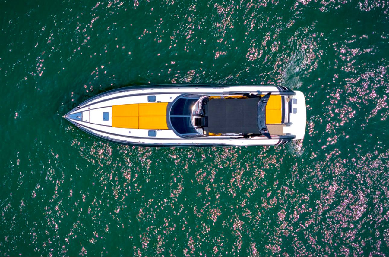 Sunseeker 55FT Yate de Lujo Privado en Puerto Vallarta - Image 24