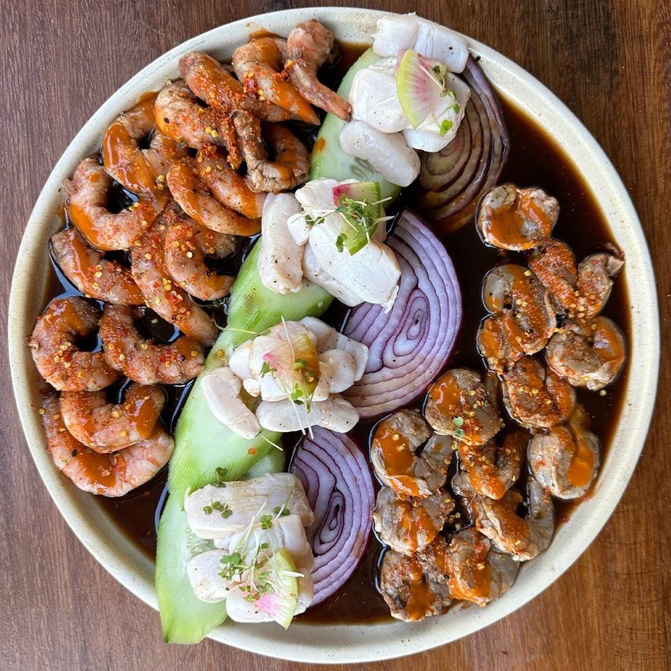 Plato de mariscos de la galería de Ánima