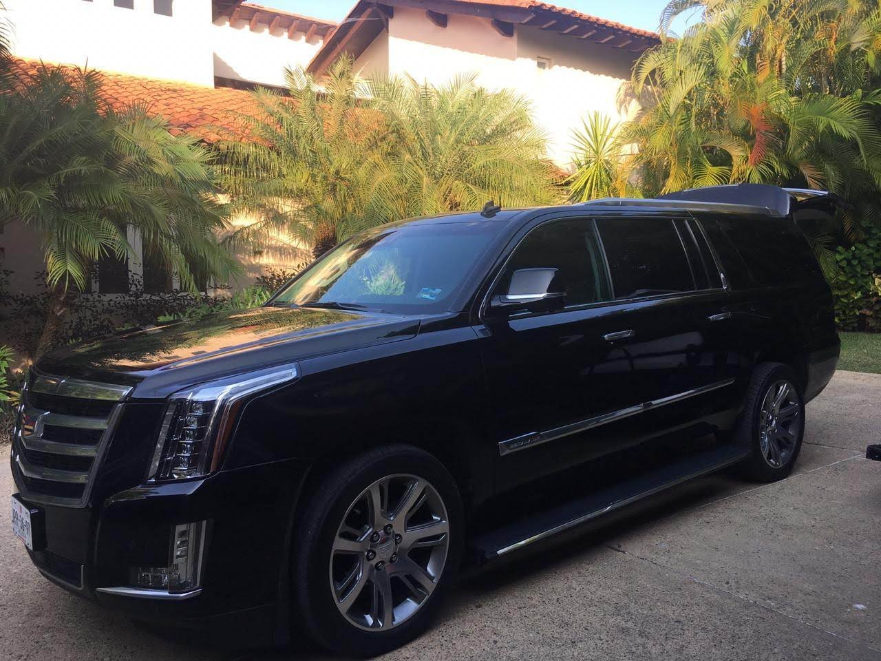 Cadillac Escalade de VIP Access Vallarta
